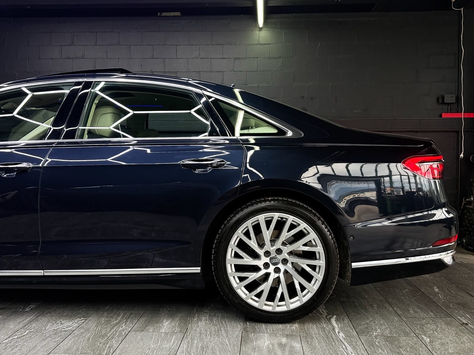 AUDI A8 50 TDI quattro tiptronic, Second hand / Used, Automatic - 5