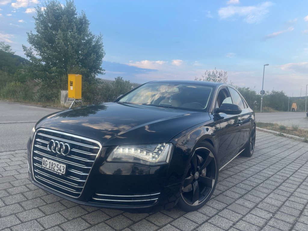 AUDI A8 4.2 V8 FSI quattro T-Tronic, Petrol, Second hand / Used, Automatic - 2