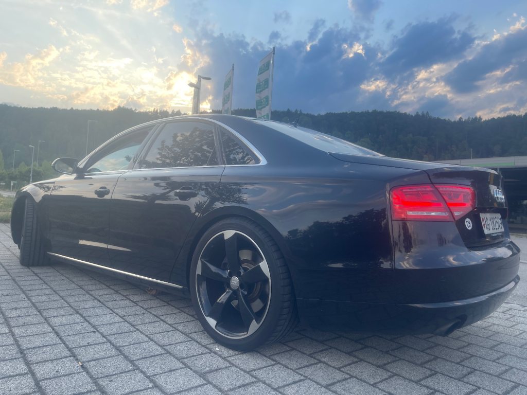 AUDI A8 4.2 V8 FSI quattro T-Tronic, Petrol, Second hand / Used, Automatic - 5