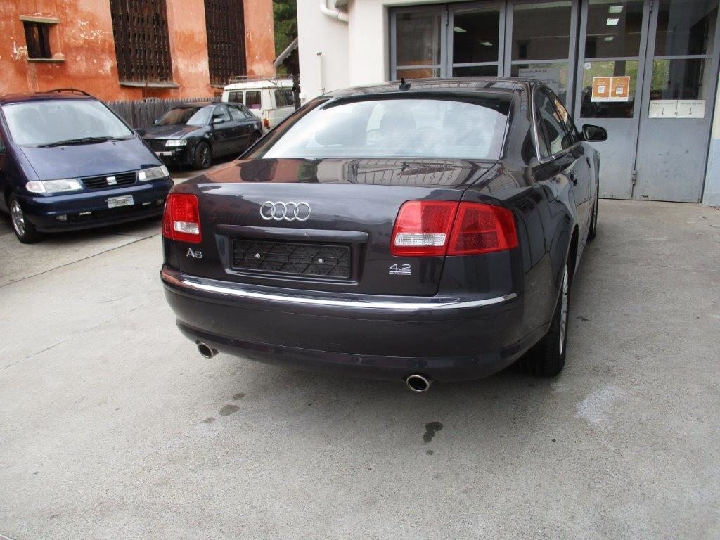 AUDI A8 4.2 V8 quattro, Petrol, Classic, Automatic - 6