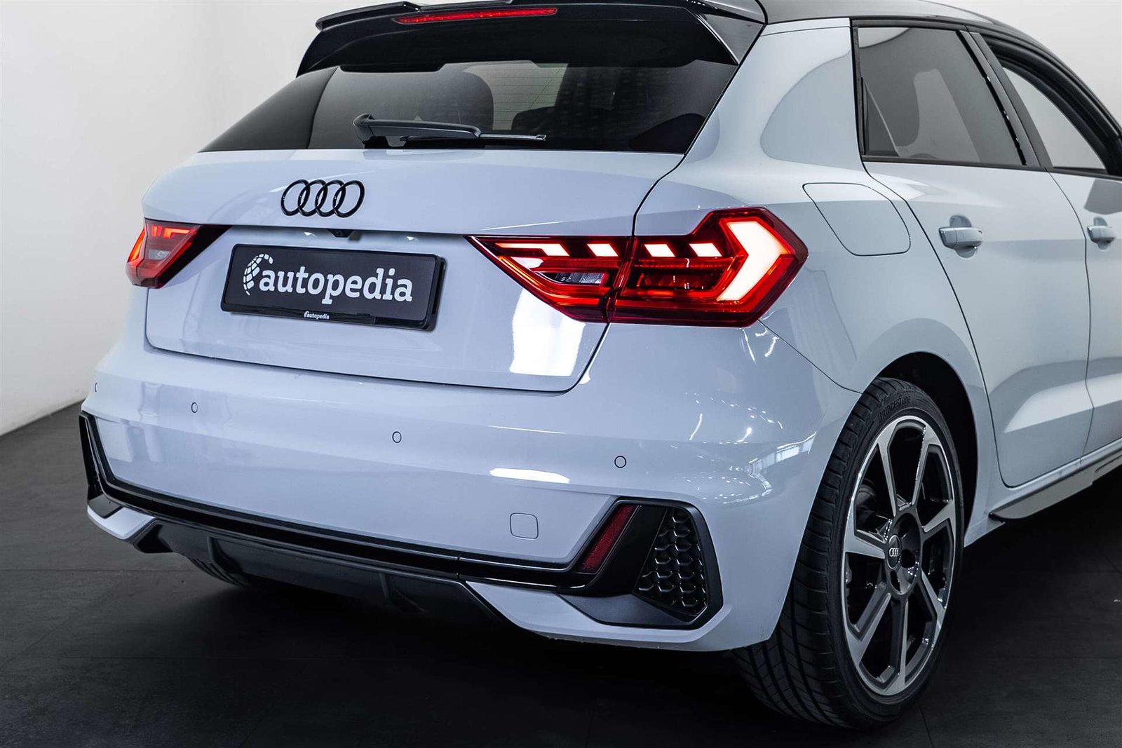AUDI AUDI A1 Sportback 30 TFSi S-Line Black-Edition S-Tronic, Petrol, Second hand / Used, Automatic - 4