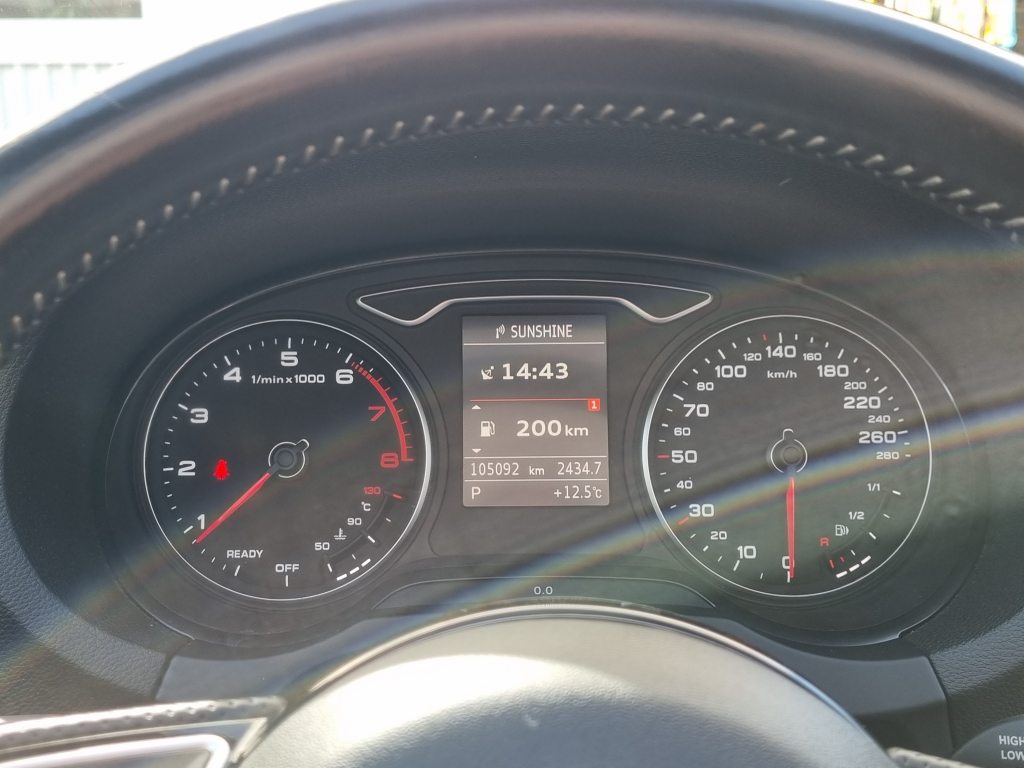 AUDI CABRIOLET 1.4 T FSI ultra Ambition S-Tr, Benzin, Occasion / Gebraucht, Automatik - 5