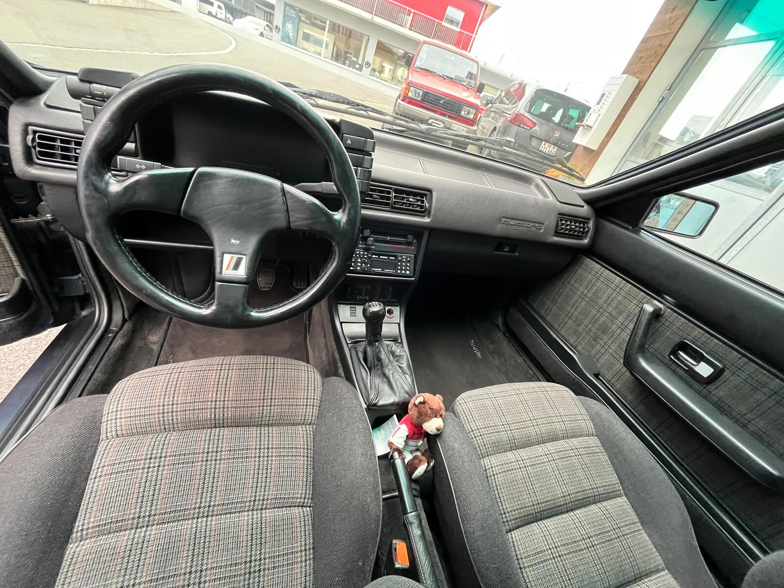 AUDI Coupé 2.2 Turbo quattro, Petrol, Second hand / Used, Manual - 6