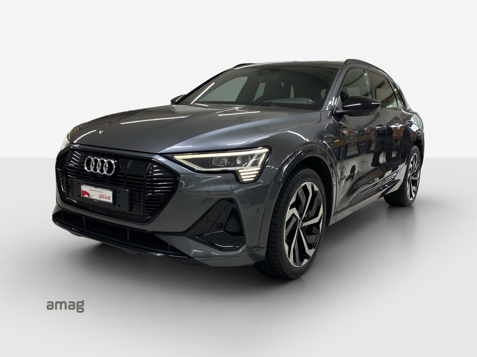 AUDI e-tron 55 S line Black Edition