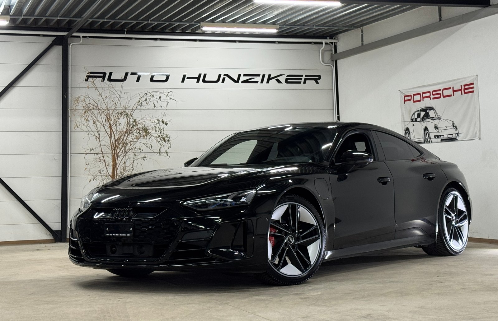 AUDI RS e-tron GT quattro Black-Edition