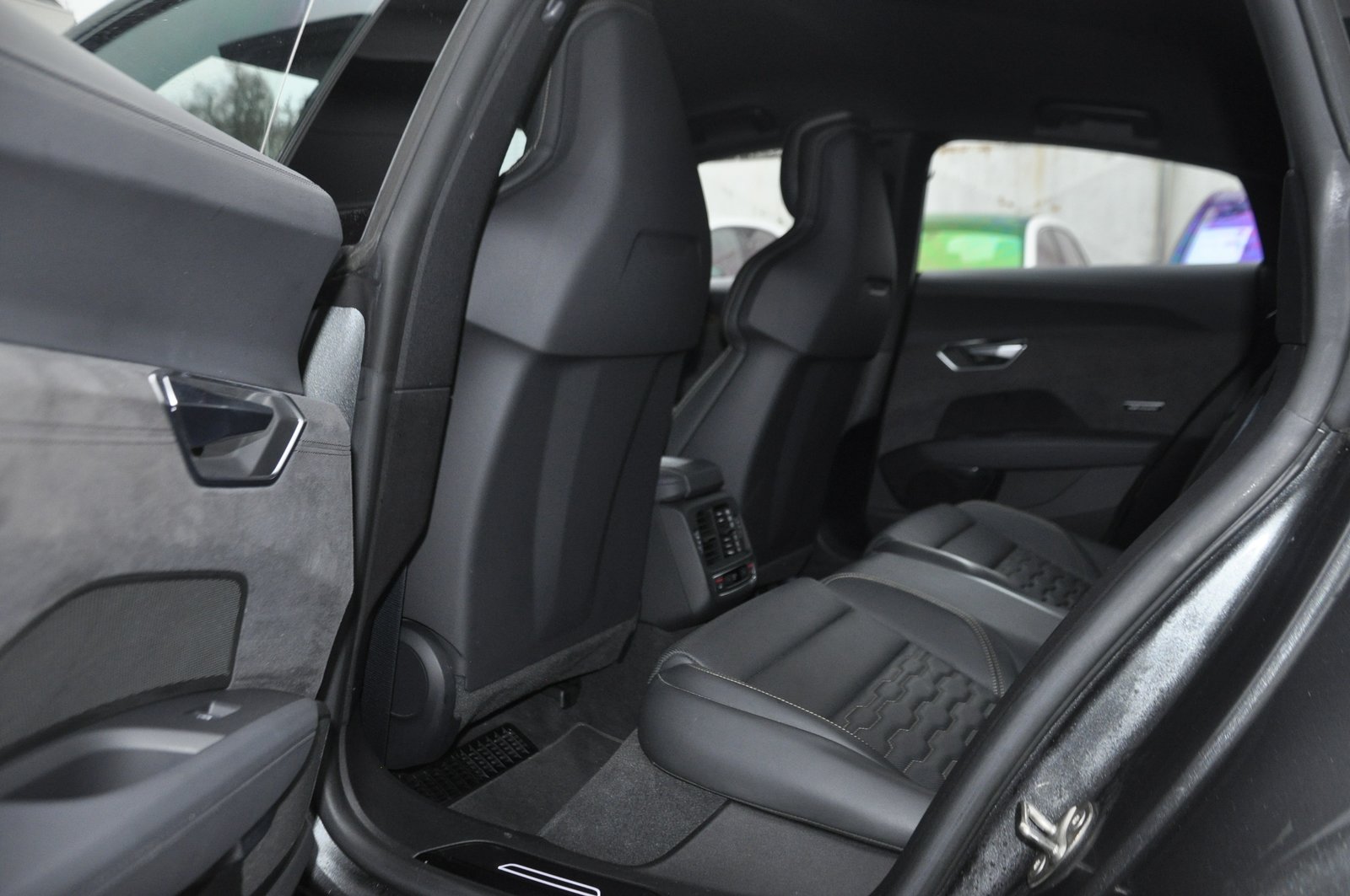AUDI e-tron GT quattro, Electric, Second hand / Used, Automatic - 7