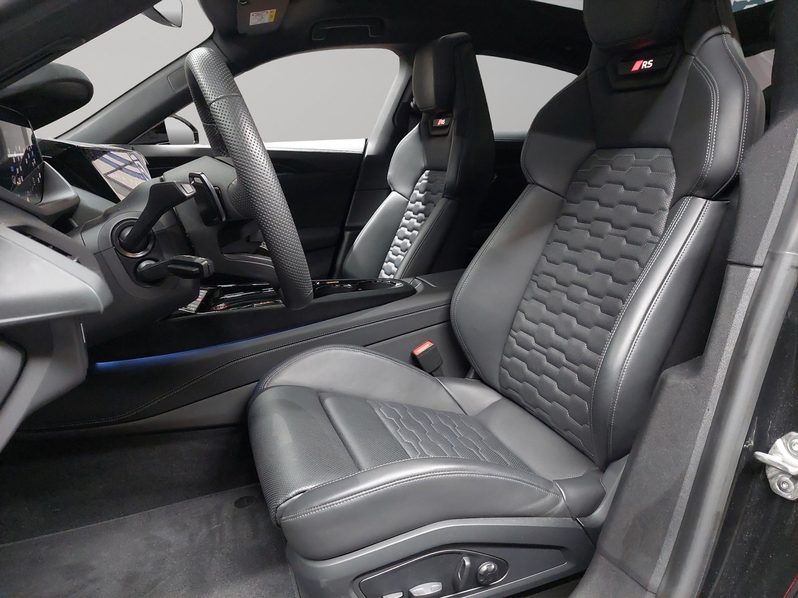AUDI RS e-tron GT performance quattro, Elektro, Occasion / Gebraucht, Automatik - 6
