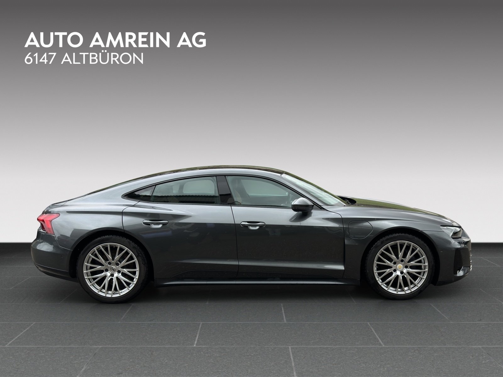 AUDI e-tron GT quattro