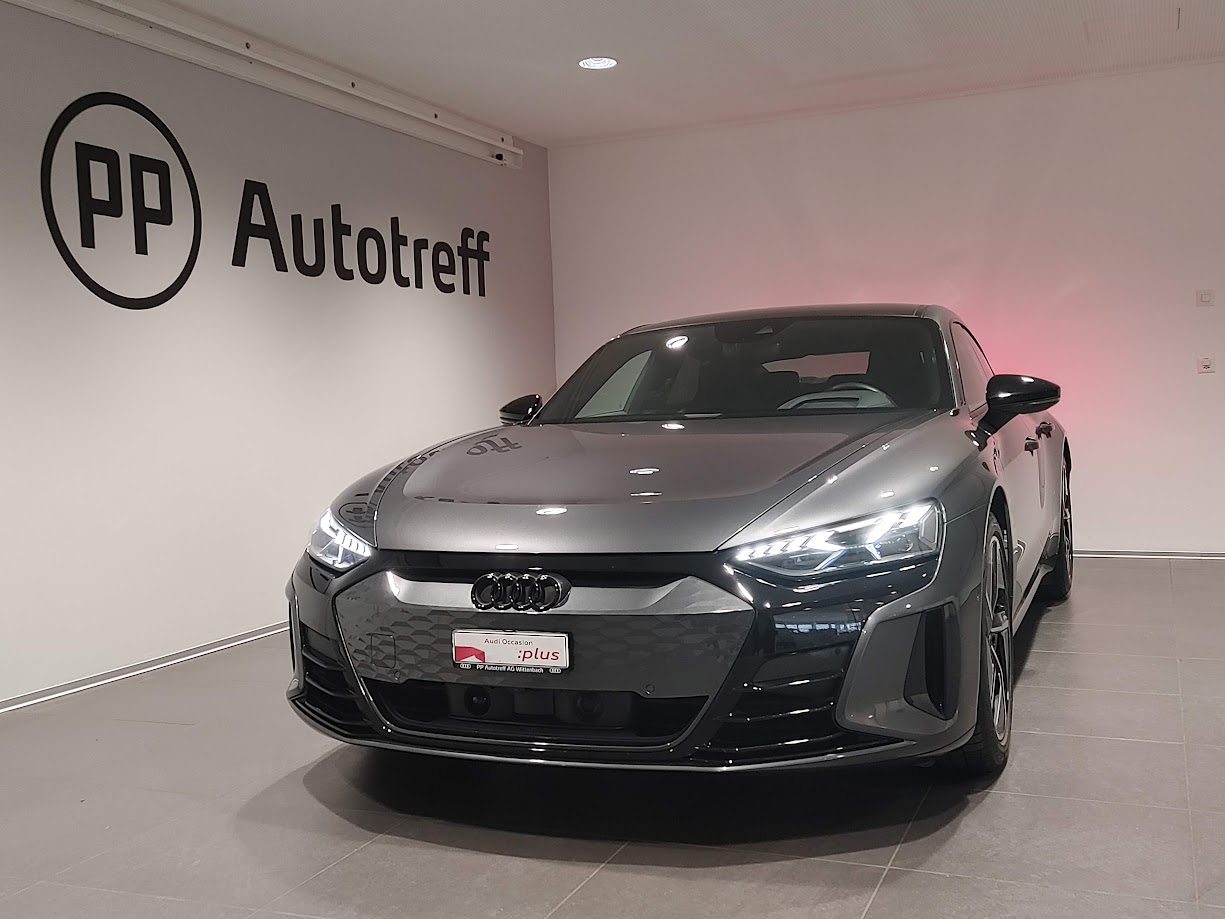 AUDI e-tron GT quattro