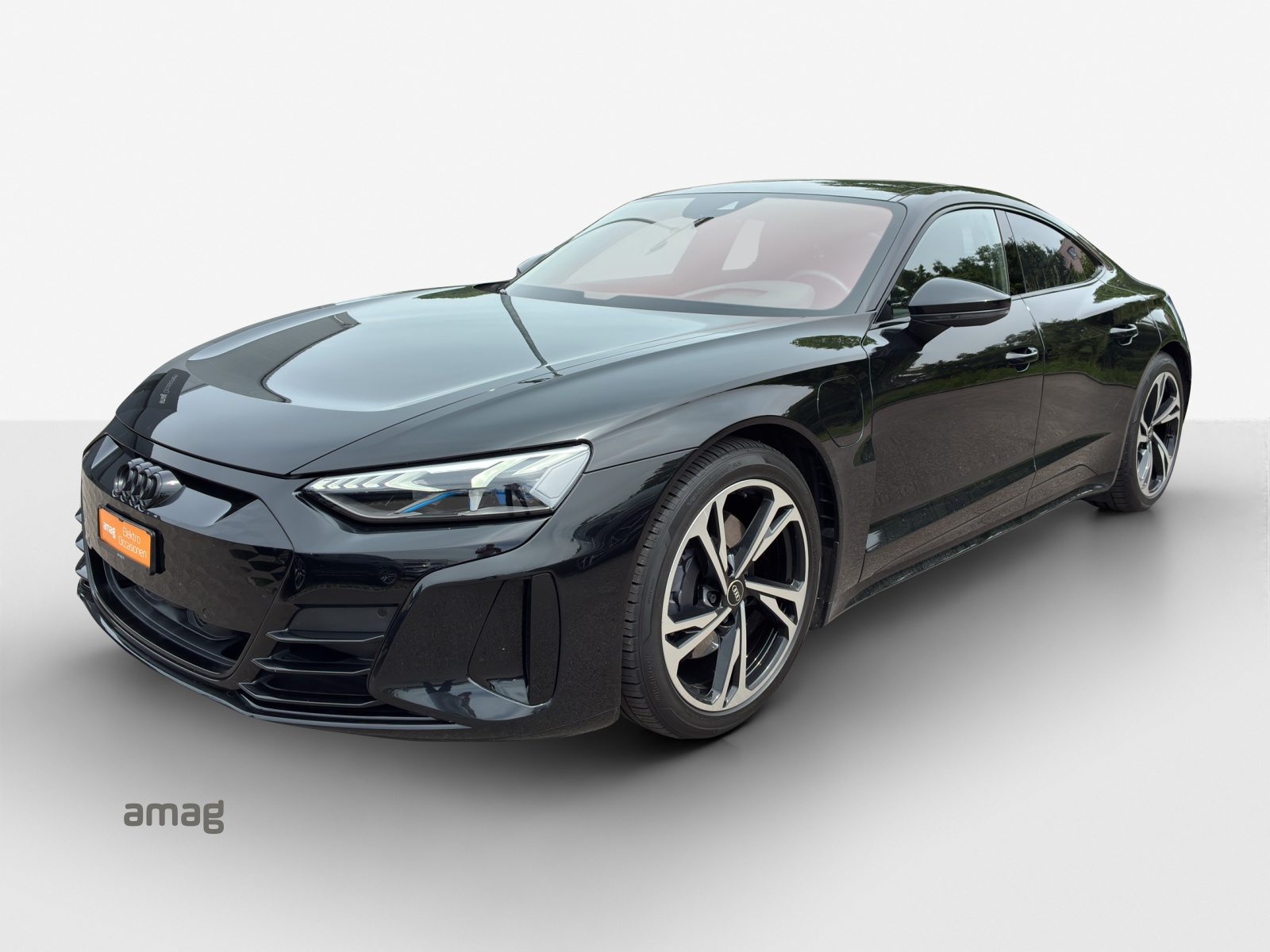 AUDI e-tron GT quattro
