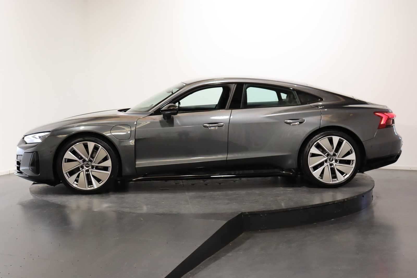 AUDI e-tron GT quattro, Elettrica, Occasioni / Usate, Automatico - 3