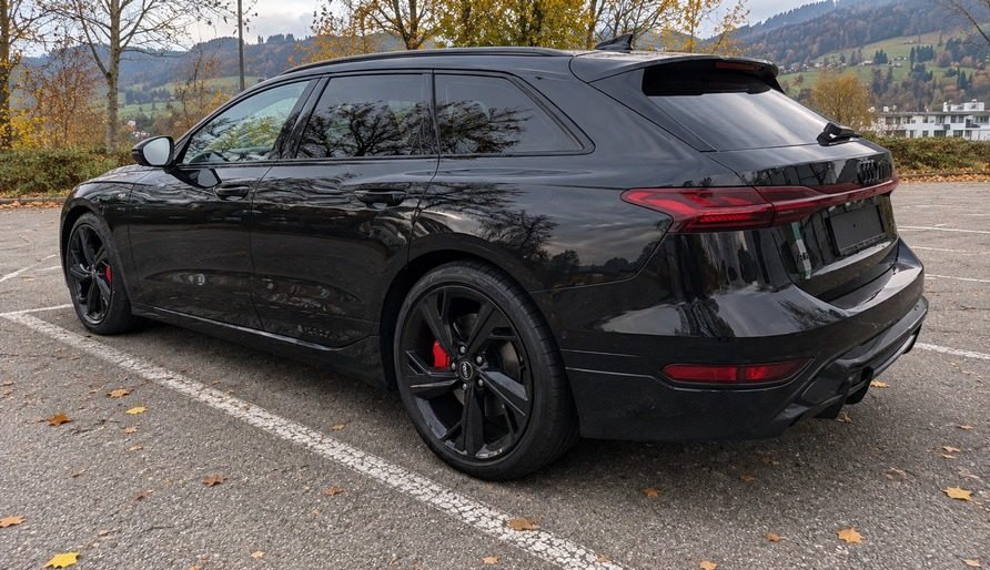 AUDI E-tron S-line quattro