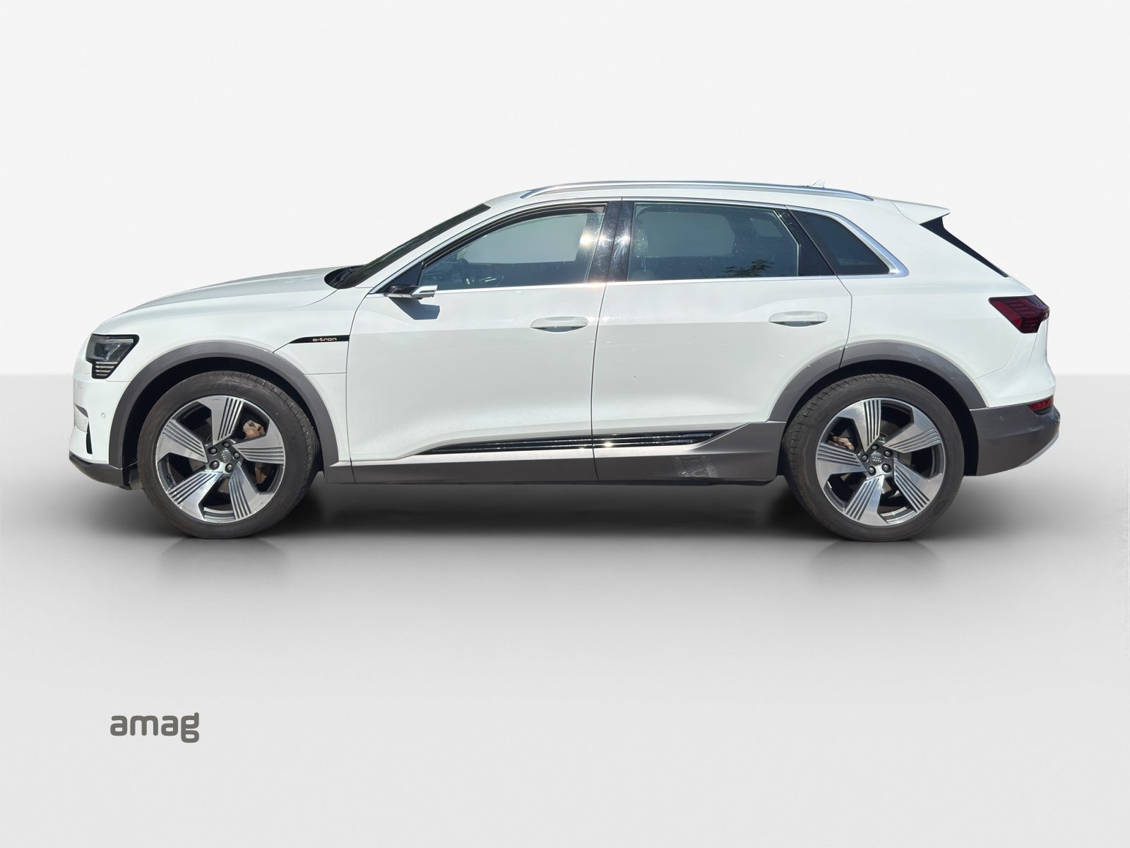 AUDI e-tron advanced, Elektro, Occasion / Gebraucht, Automatik - 2