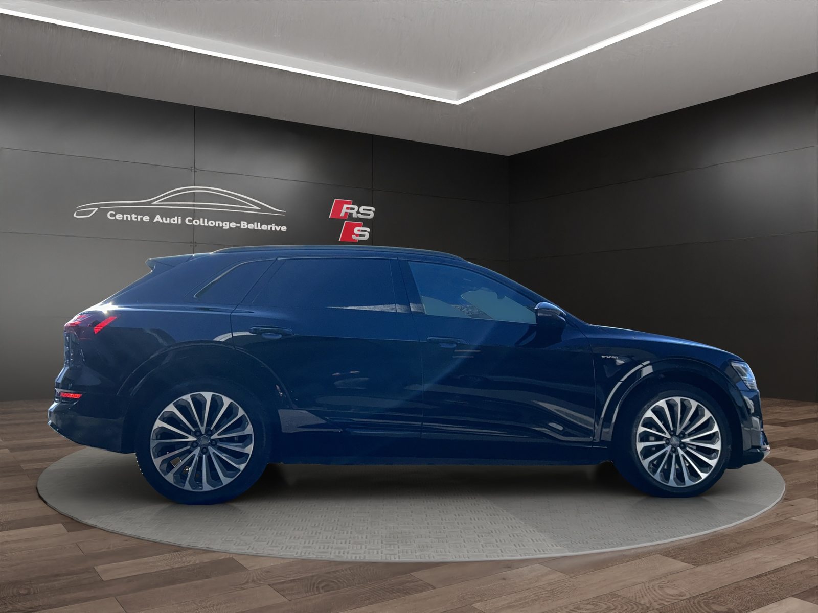 AUDI e-tron 50 advanced Attraction, Elektro, Occasion / Gebraucht, Automatik - 7