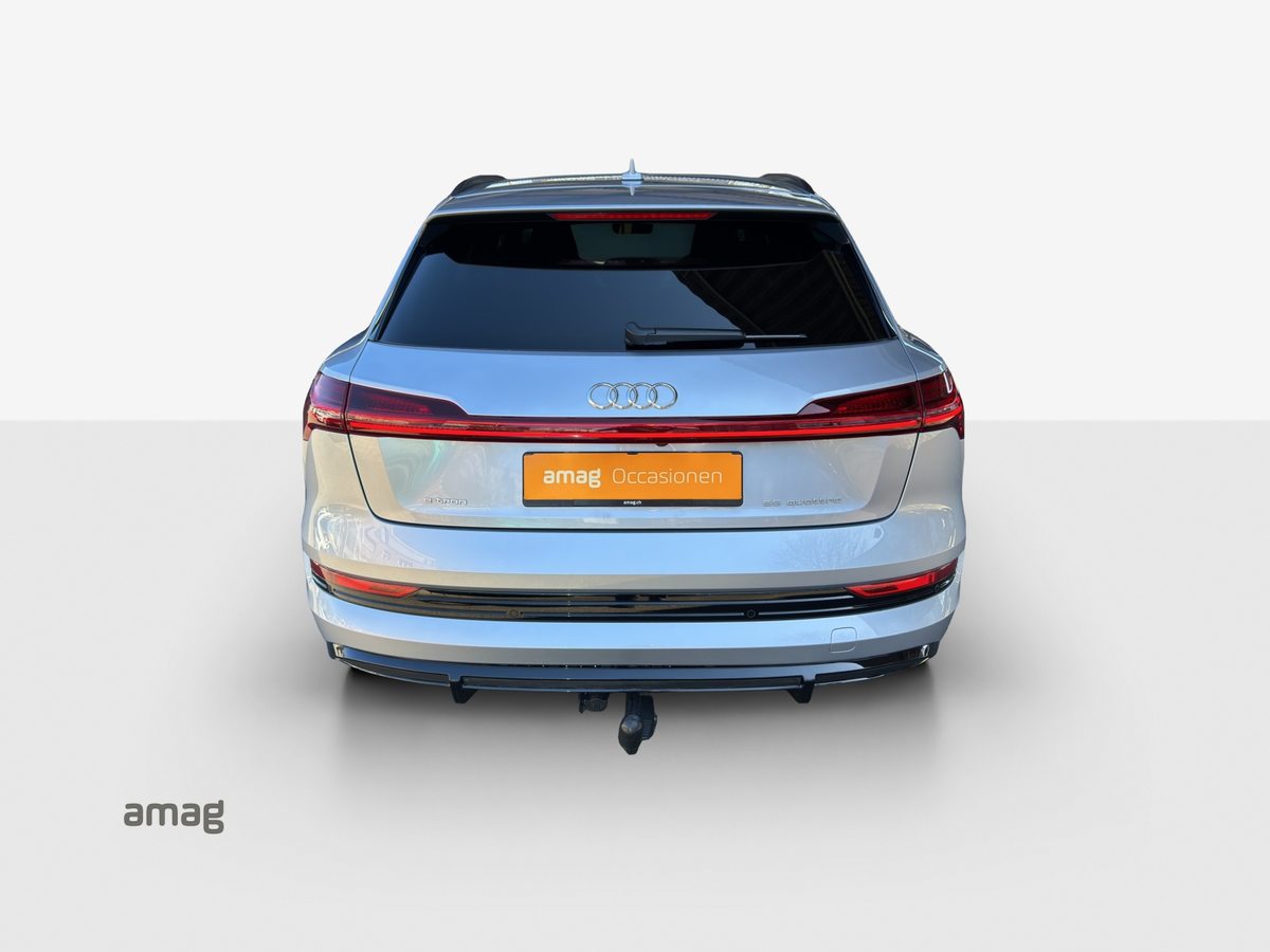 AUDI e-tron 55 quattro, Électrique, Occasion / Utilisé, Automatique - 4