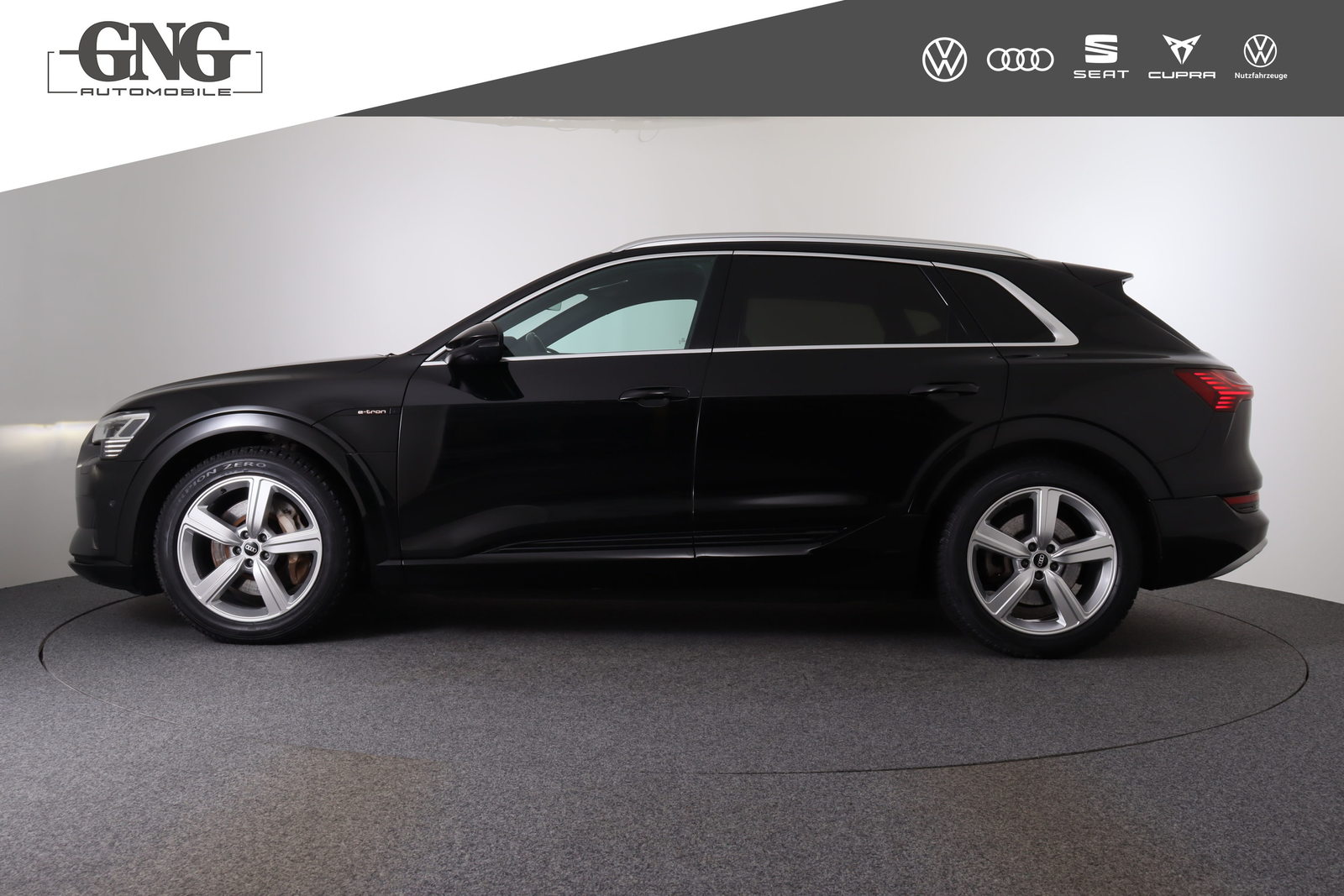 AUDI e-tron 55 advanced, Electric, Second hand / Used, Automatic - 2