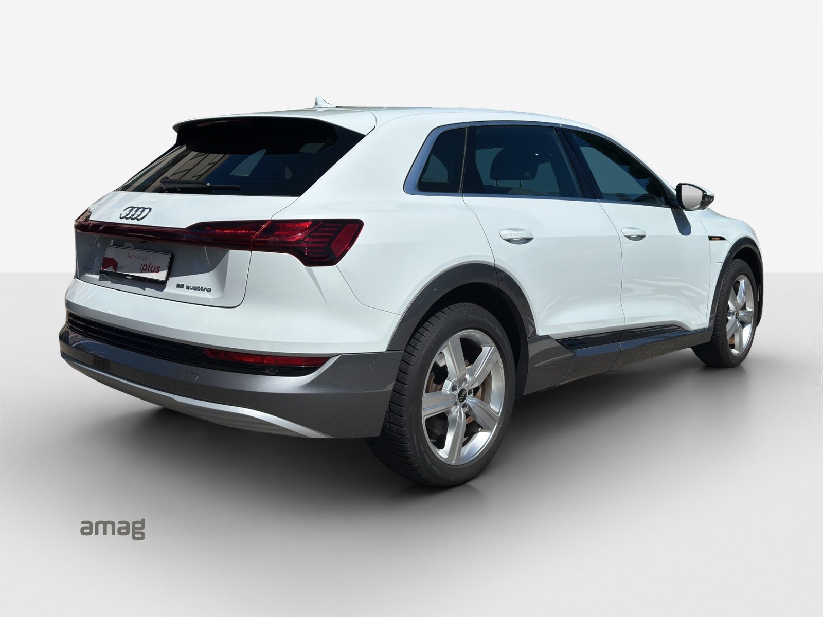 AUDI e-tron 55 advanced, Elektro, Occasion / Gebraucht, Automatik - 6