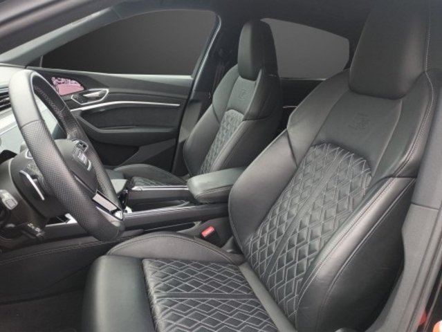 AUDI e-tron S Spb. quattro, Electric, Second hand / Used, Automatic - 7