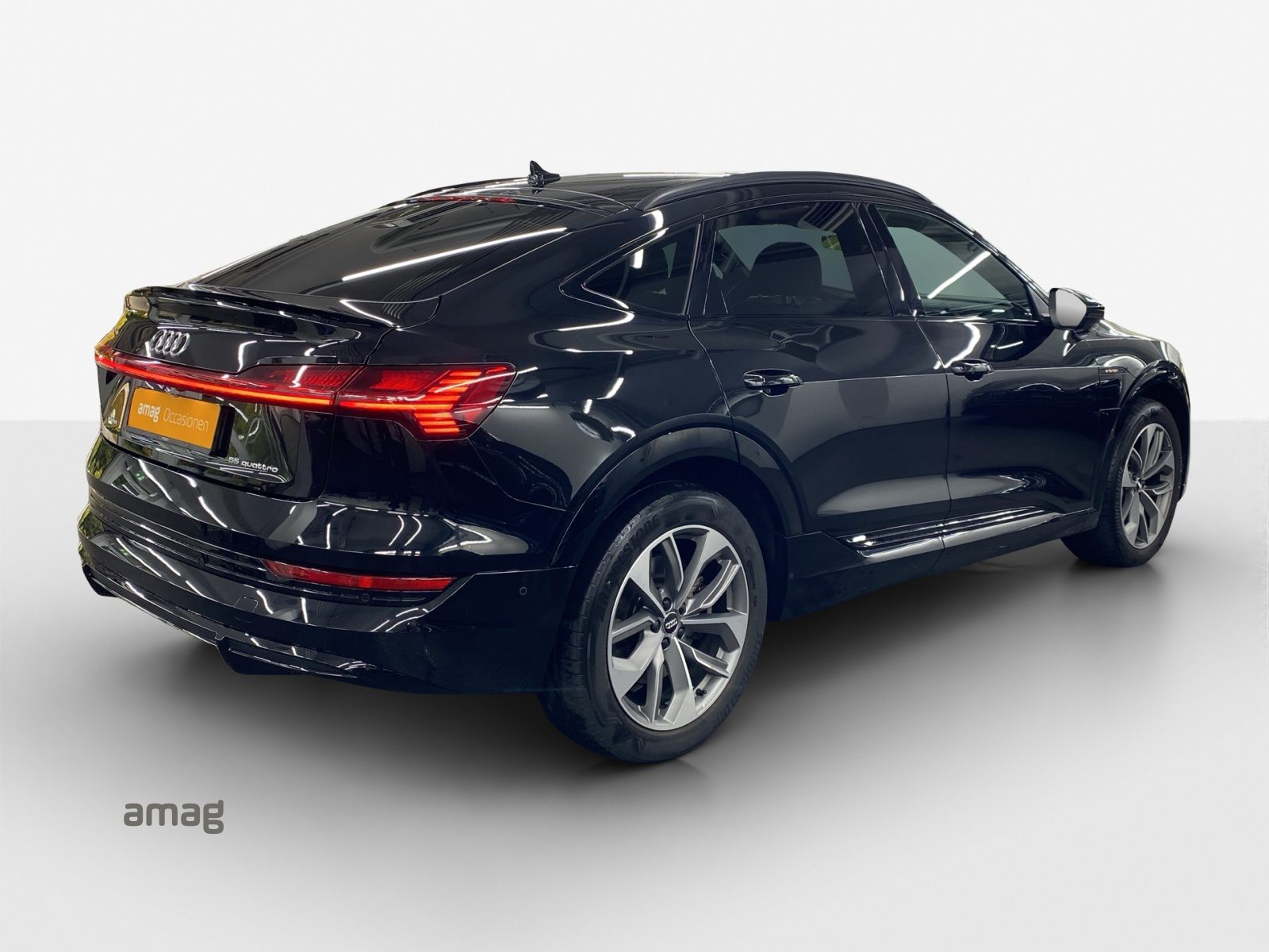 AUDI e-tron Sportback 55 S line, Electric, Second hand / Used, Automatic - 5