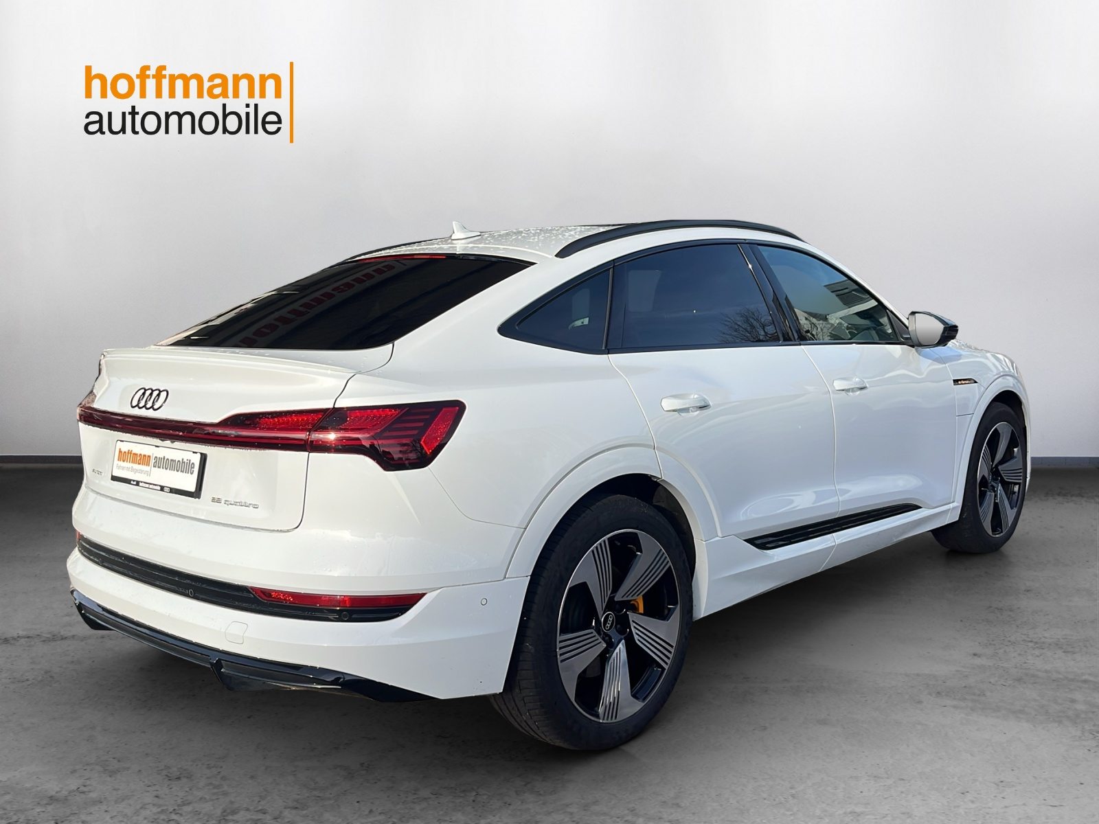 AUDI e-tron Sportback 55 S line Black Edition, Elektro, Occasion / Gebraucht, Automatik - 4