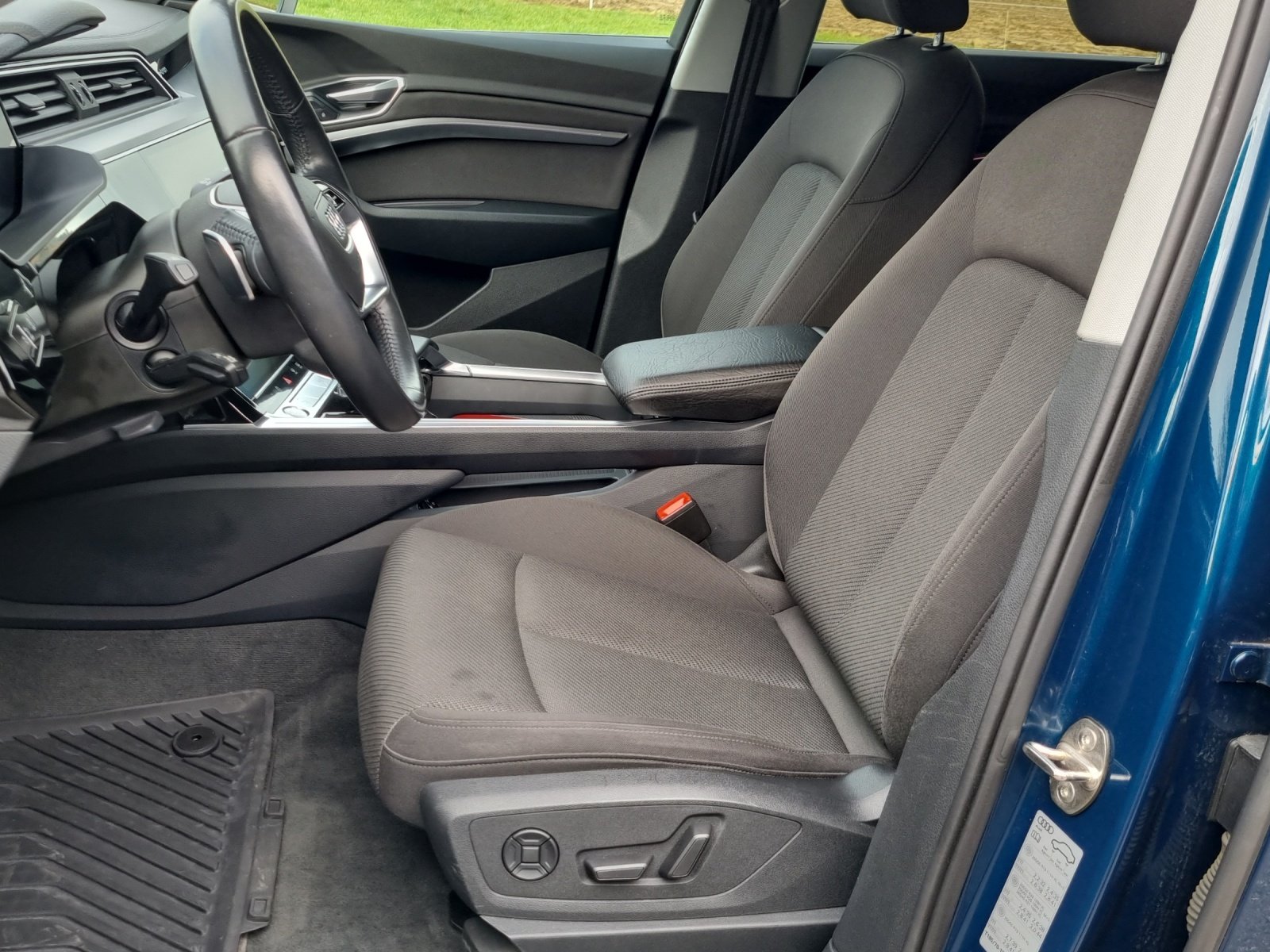 AUDI e-tron 50 Advanced quattro, Electric, Second hand / Used, Automatic - 7