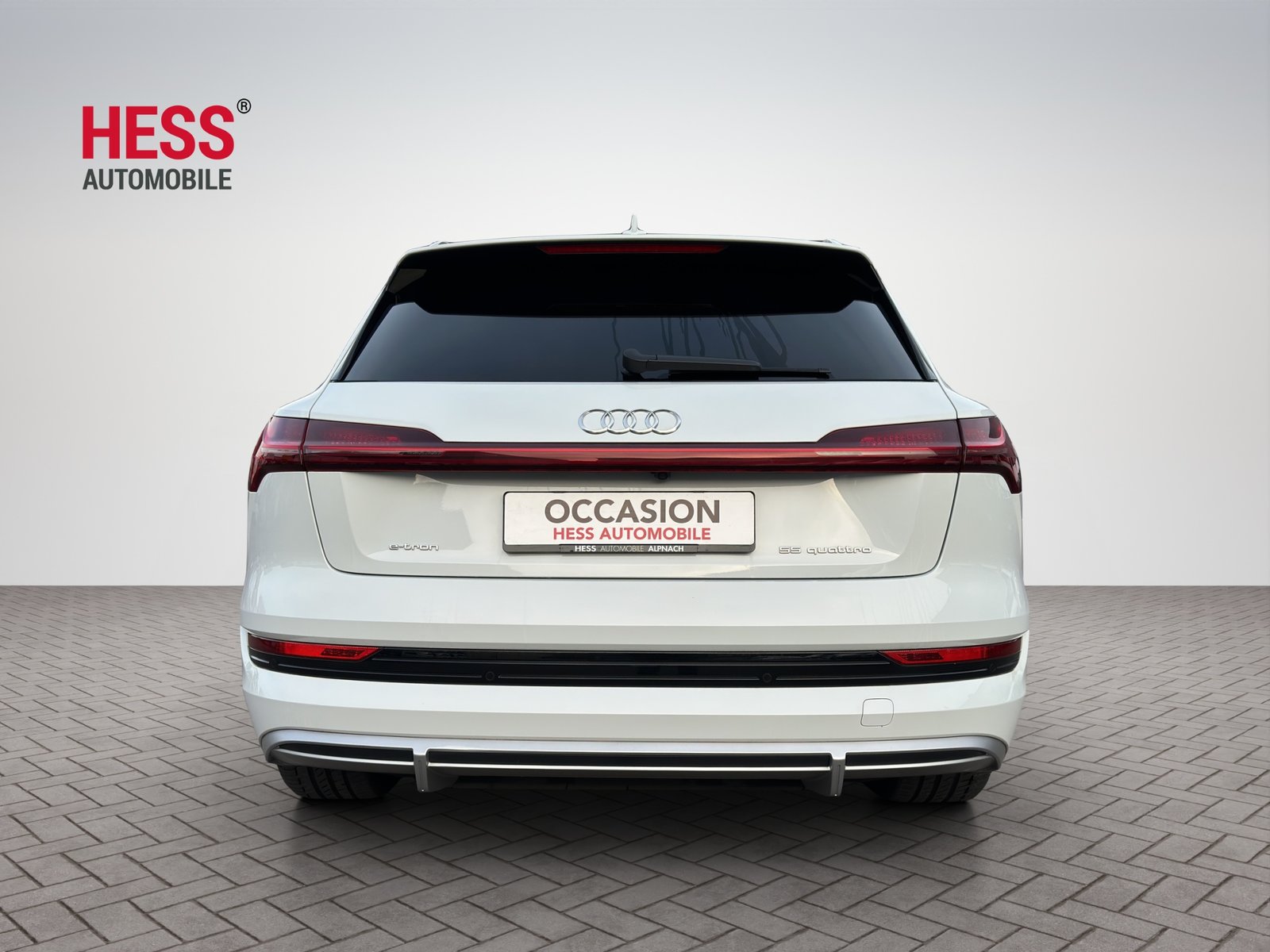 AUDI e-tron 55 S Line quattro, Elektro, Occasion / Gebraucht, Automatik - 7