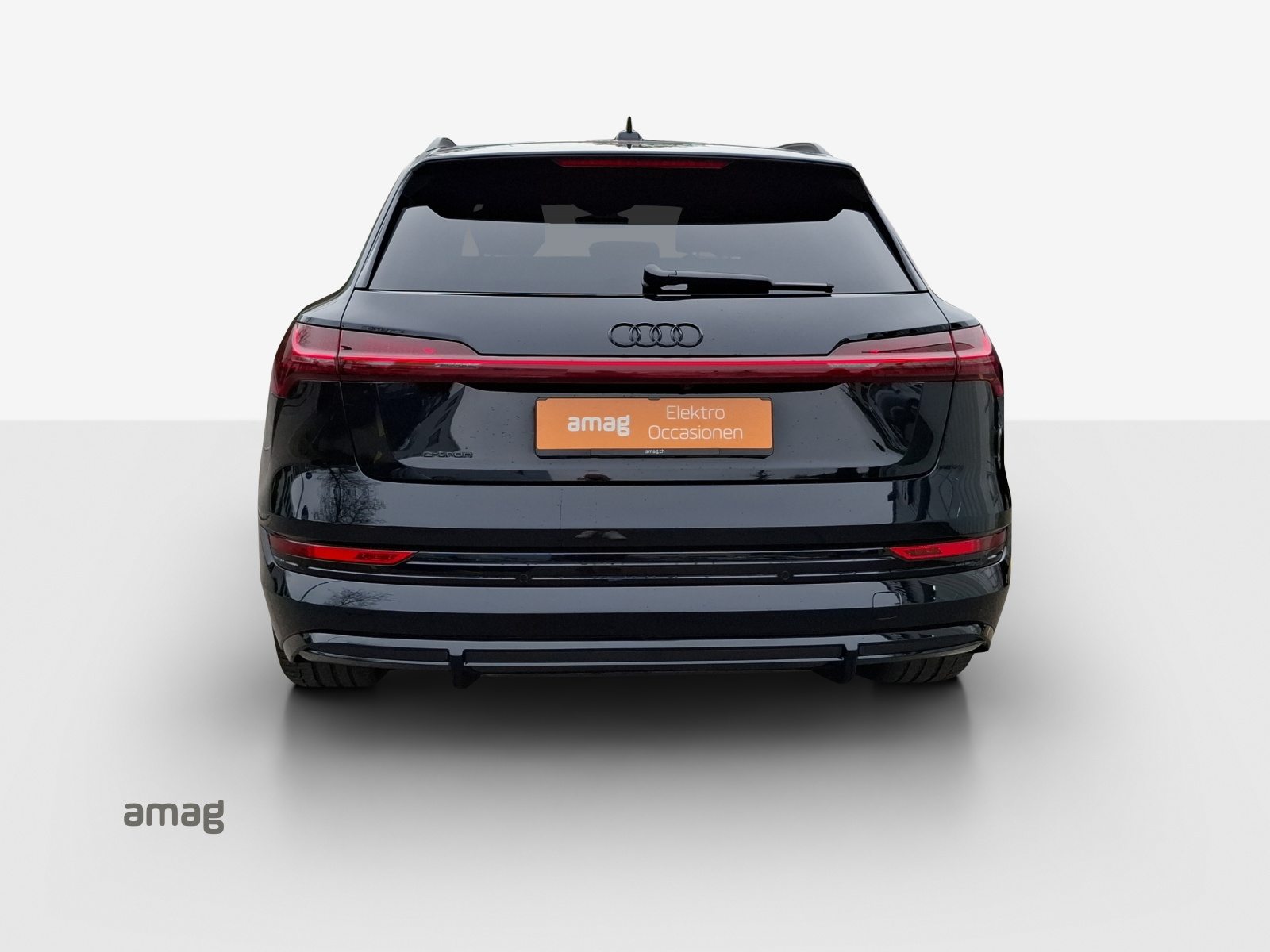 AUDI e-tron 55 S line Black Edition, Elektro, Occasion / Gebraucht, Automatik - 5