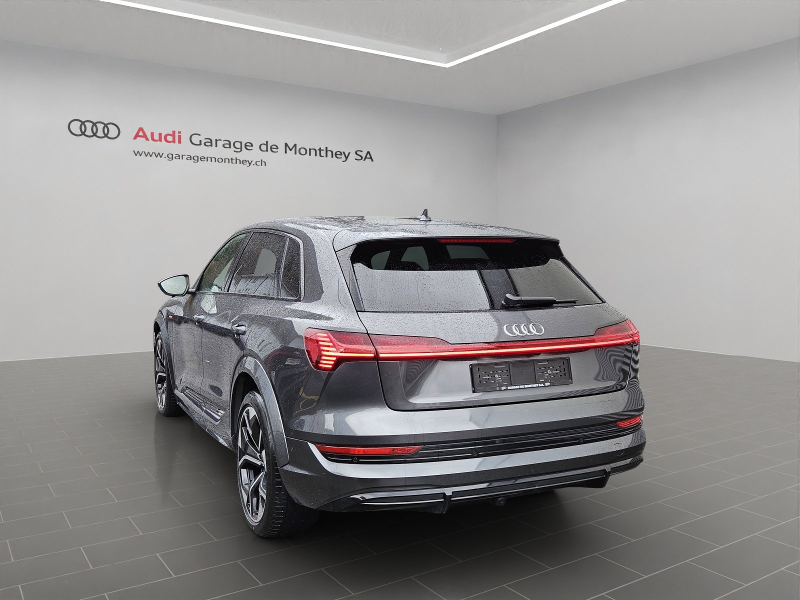 AUDI e-tron S quattro, Elektro, Occasion / Gebraucht, Automatik - 6