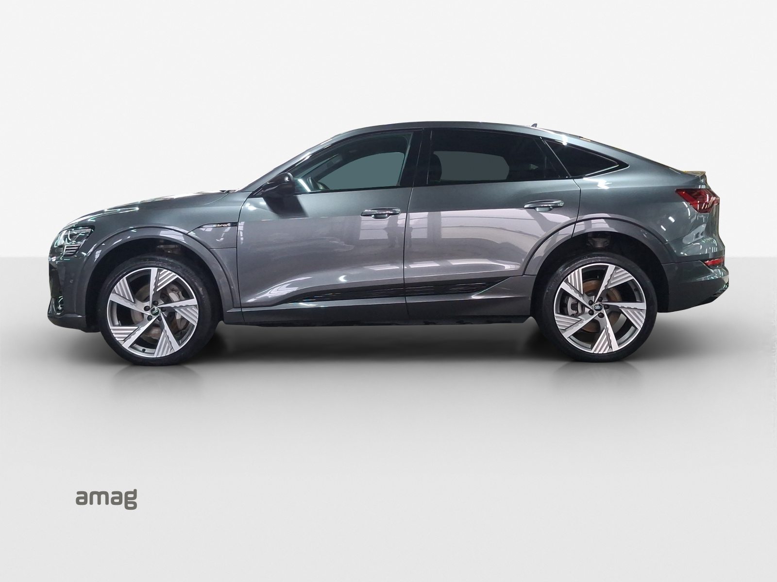 AUDI e-tron Sportback 55 S line Black Edition, Electric, Second hand / Used, Automatic - 2