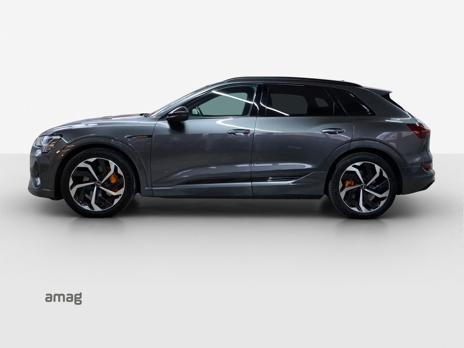 AUDI e-tron 55 S line Black Edition, Elektro, Occasion / Gebraucht, Automatik - 2