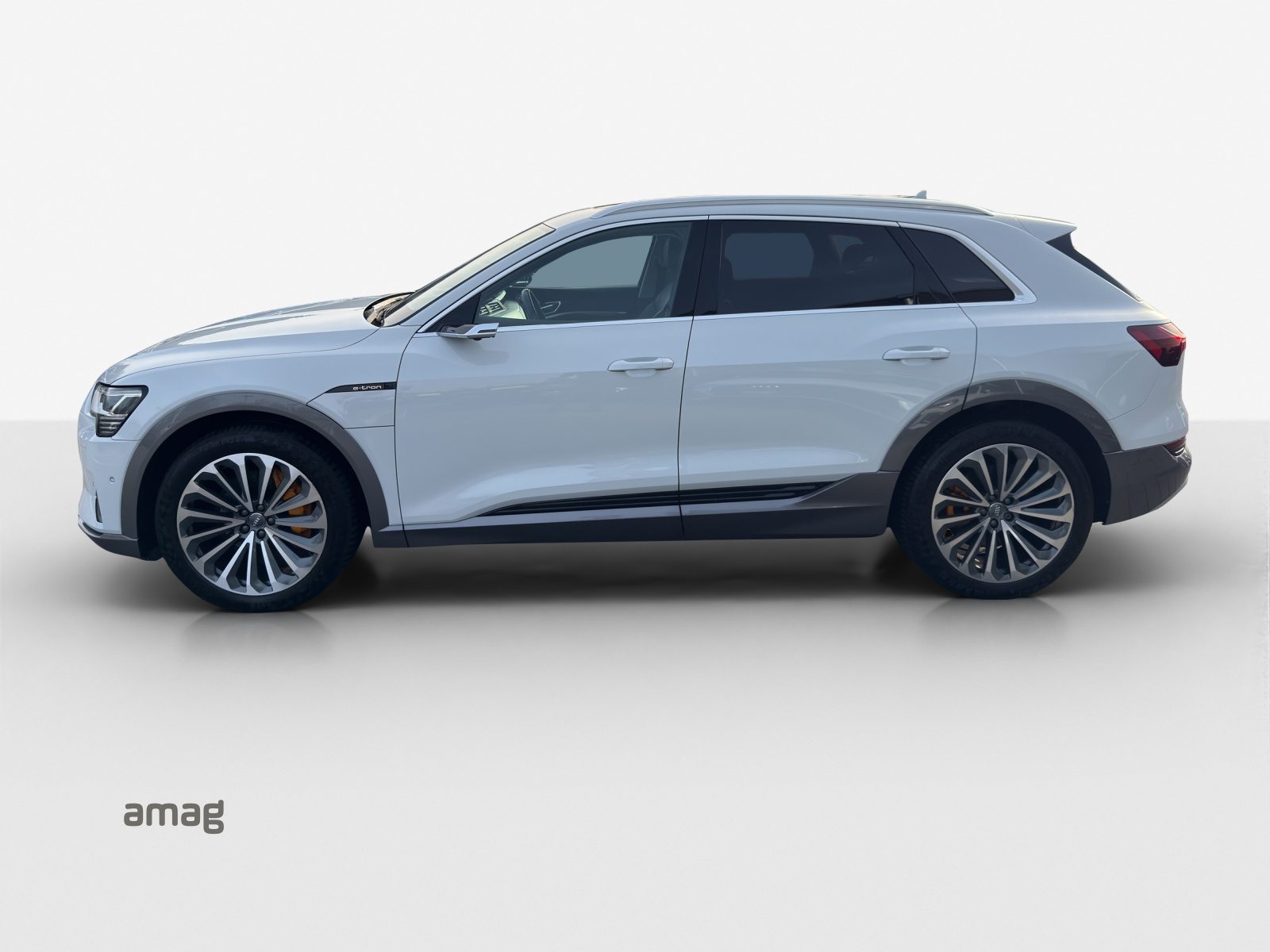 AUDI e-tron advanced, Electric, Second hand / Used, Automatic - 2