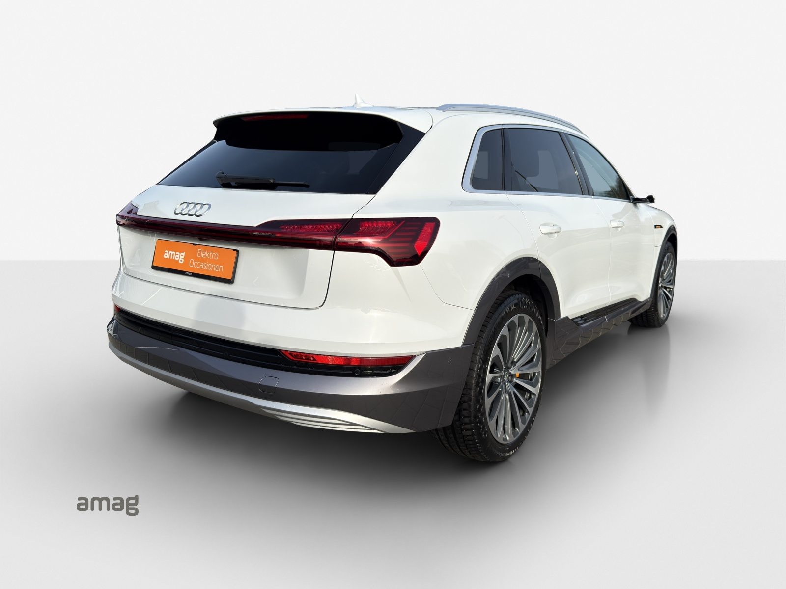 AUDI e-tron advanced, Electric, Second hand / Used, Automatic - 6