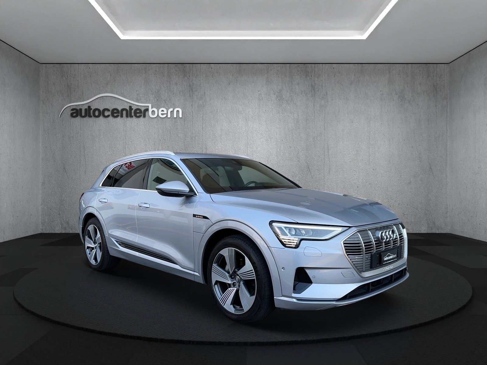 AUDI e-tron 55 S Line quattro