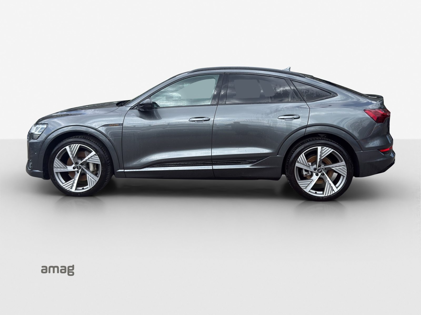 AUDI e-tron Sportback 55 S line Black Edition, Électrique, Occasion / Utilisé, Automatique - 2