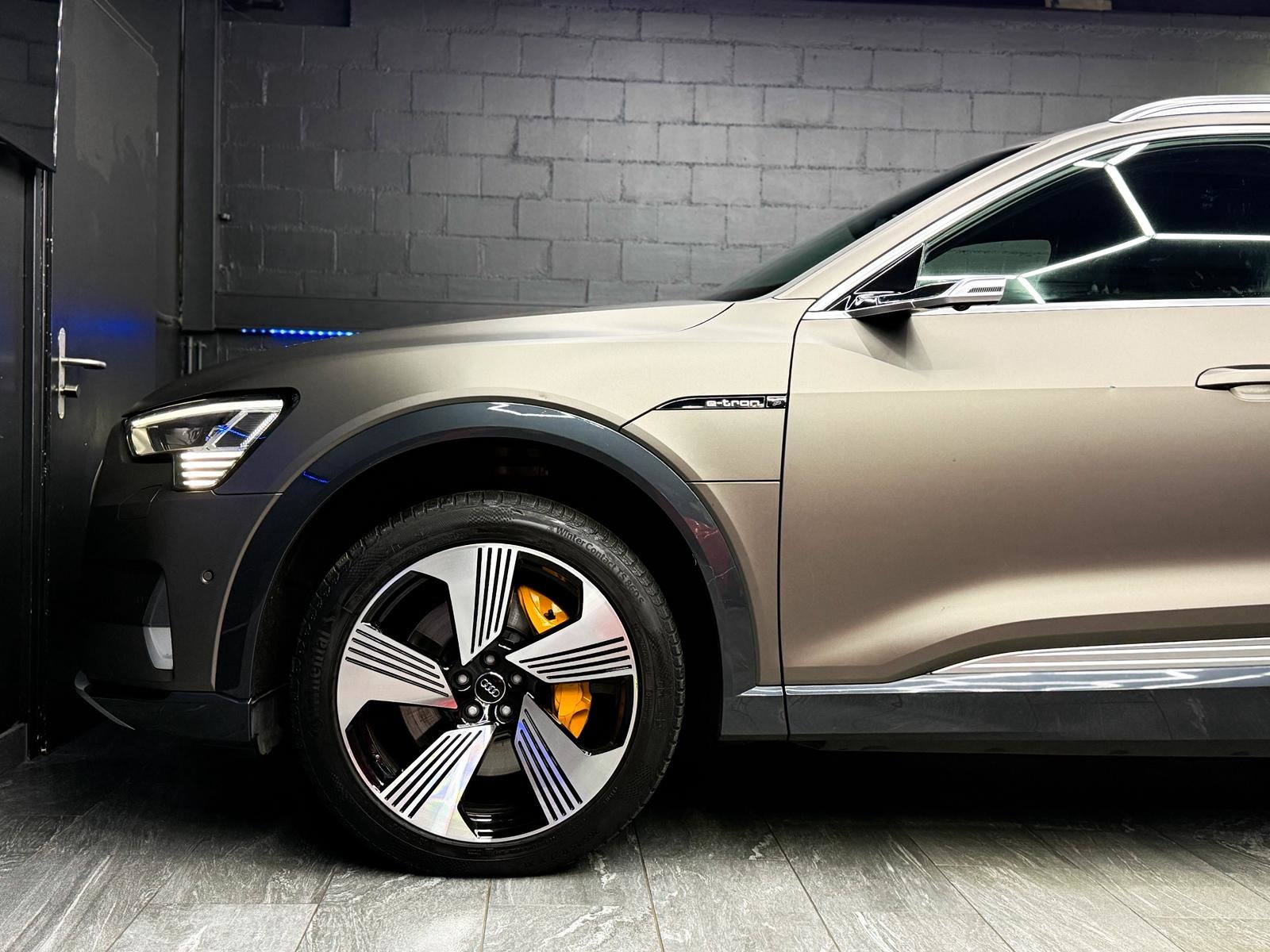 AUDI e-tron 55 95 AH EDITION ONE Advanced quattro, Elektro, Occasion / Gebraucht, Automatik - 3