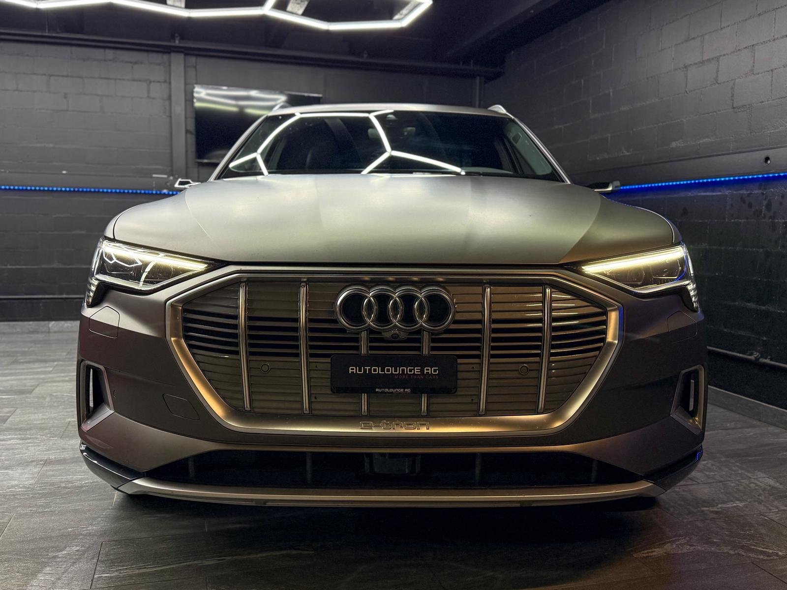 AUDI e-tron 55 95 AH EDITION ONE Advanced quattro, Elektro, Occasion / Gebraucht, Automatik - 4