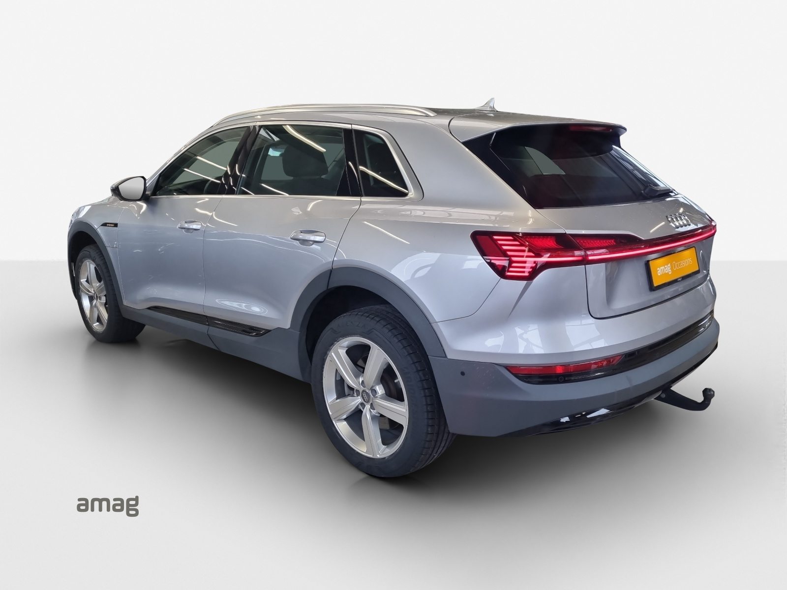 AUDI e-tron 55, Elektro, Occasion / Gebraucht, Automatik - 3