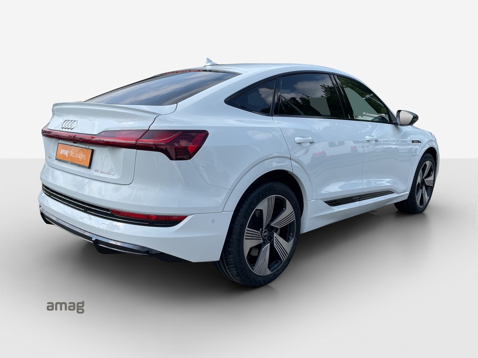 AUDI e-tron Sportback 55 S line, Elektro, Occasion / Gebraucht, Automatik - 6
