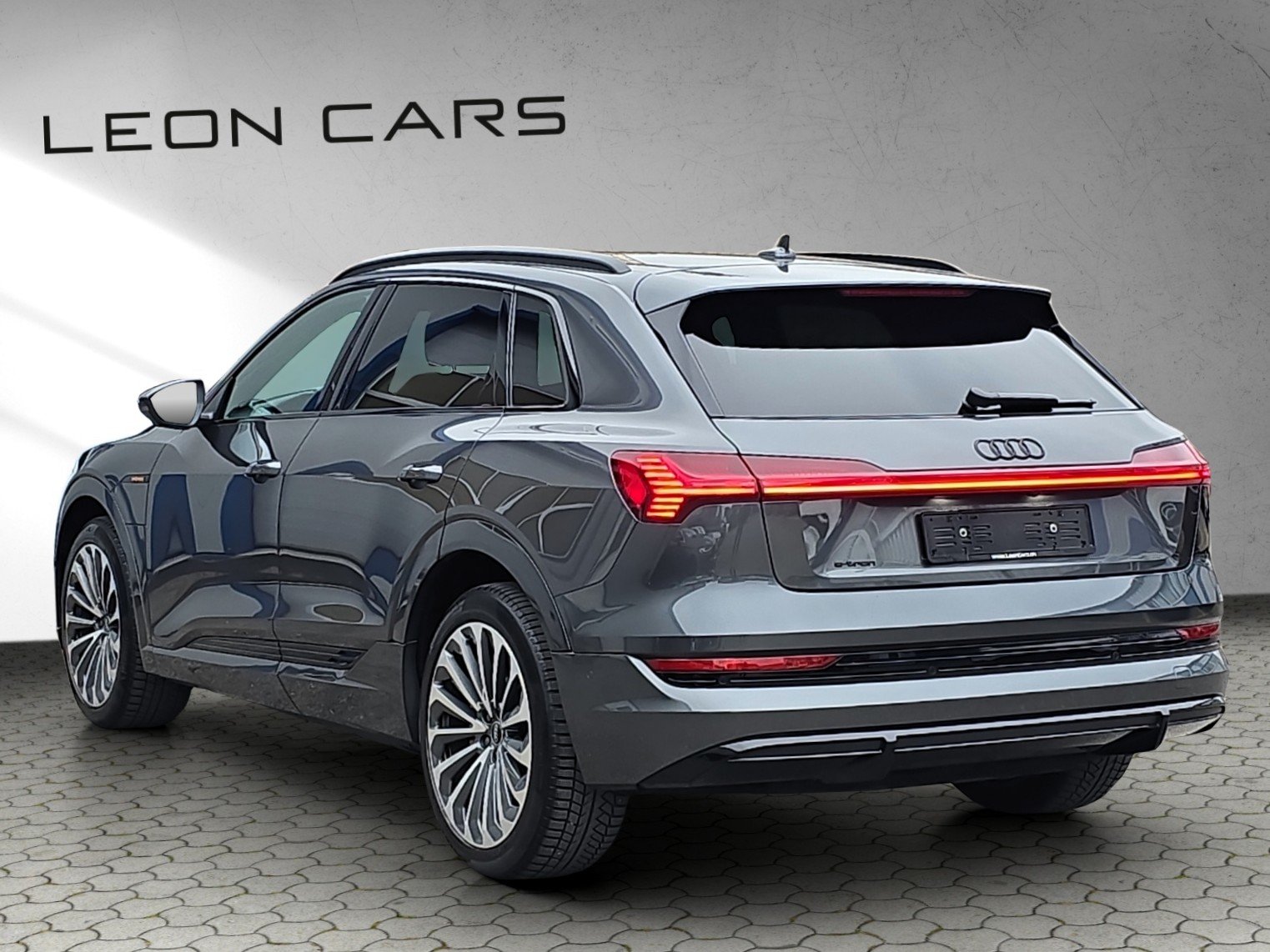 AUDI e-tron 55 S Line quattro, Électrique, Occasion / Utilisé, Automatique - 2