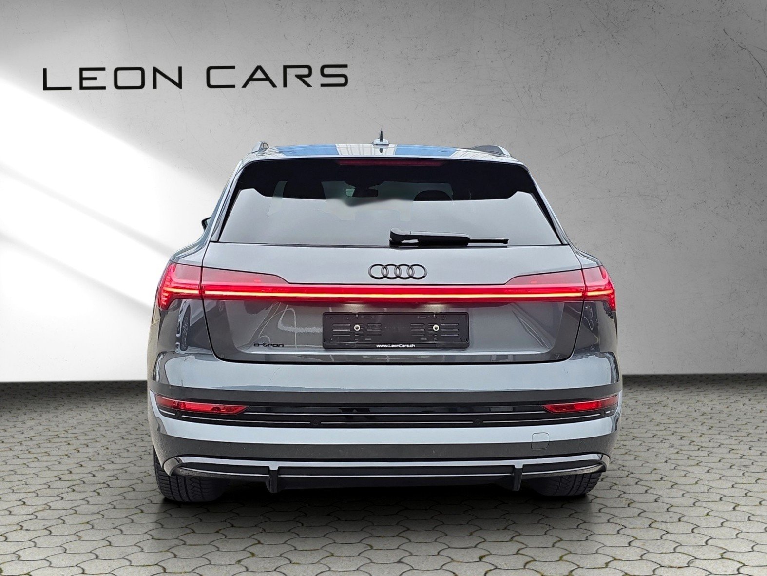 AUDI e-tron 55 S Line quattro, Électrique, Occasion / Utilisé, Automatique - 5