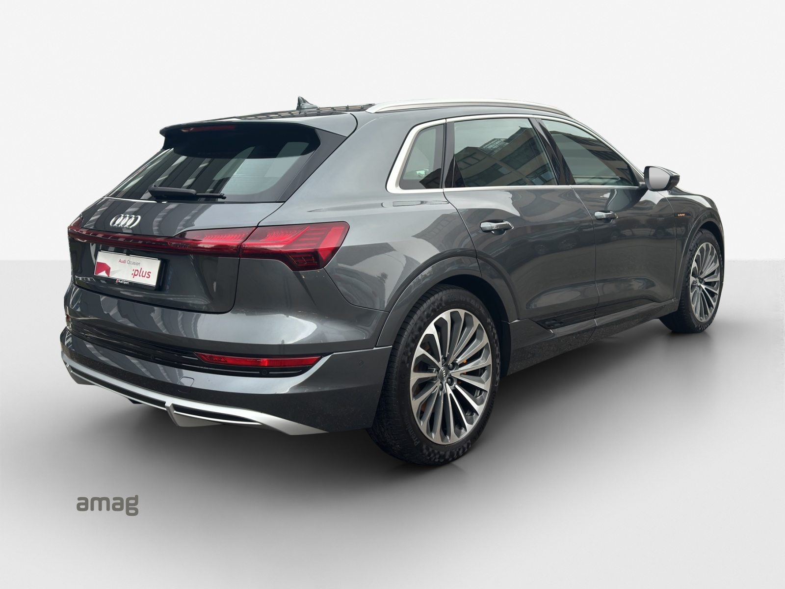 AUDI e-tron 55 S line, Electric, Second hand / Used, Automatic - 6