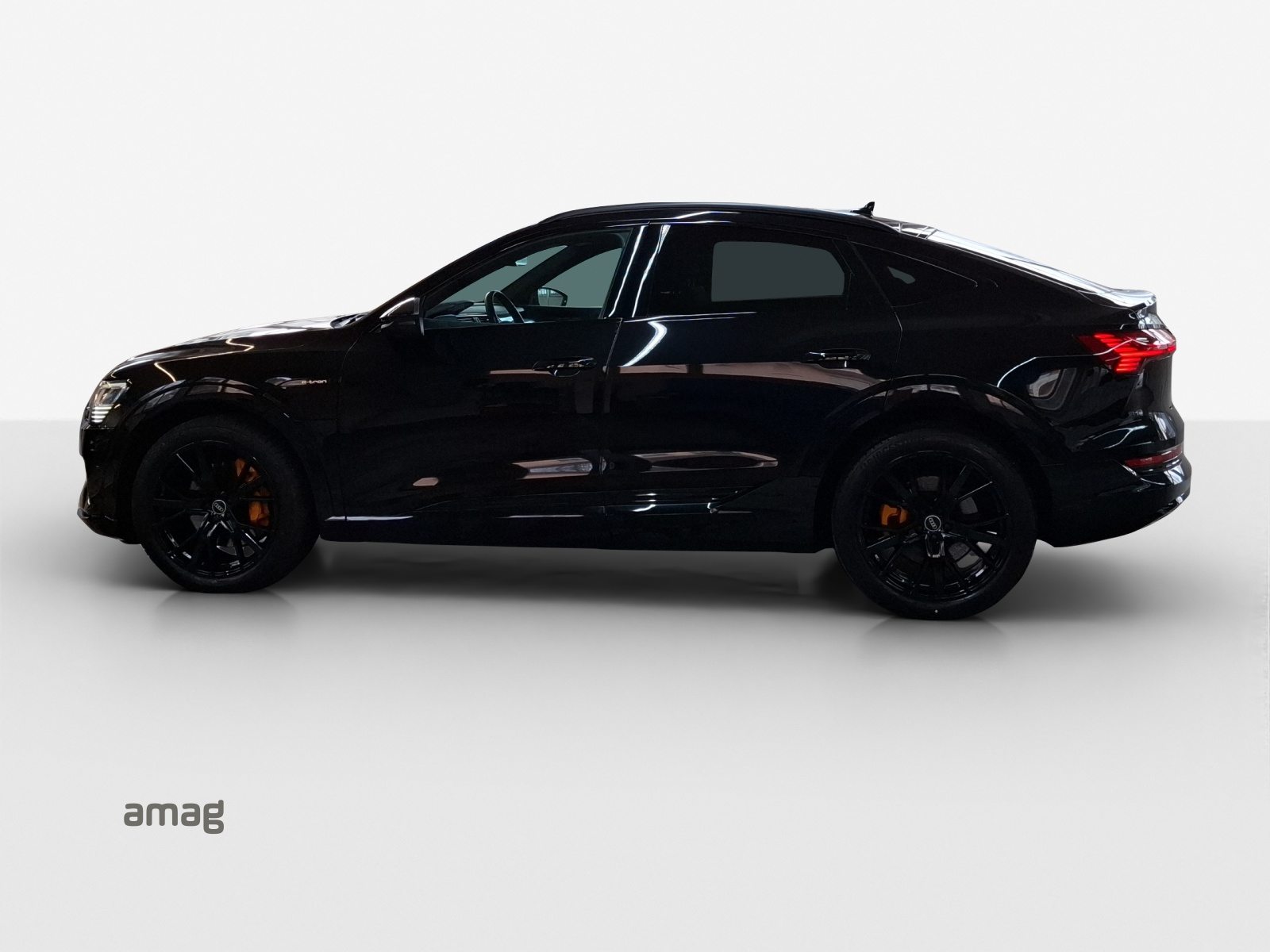 AUDI e-tron Sportback 55 advanced, Elektro, Occasion / Gebraucht, Automatik - 2
