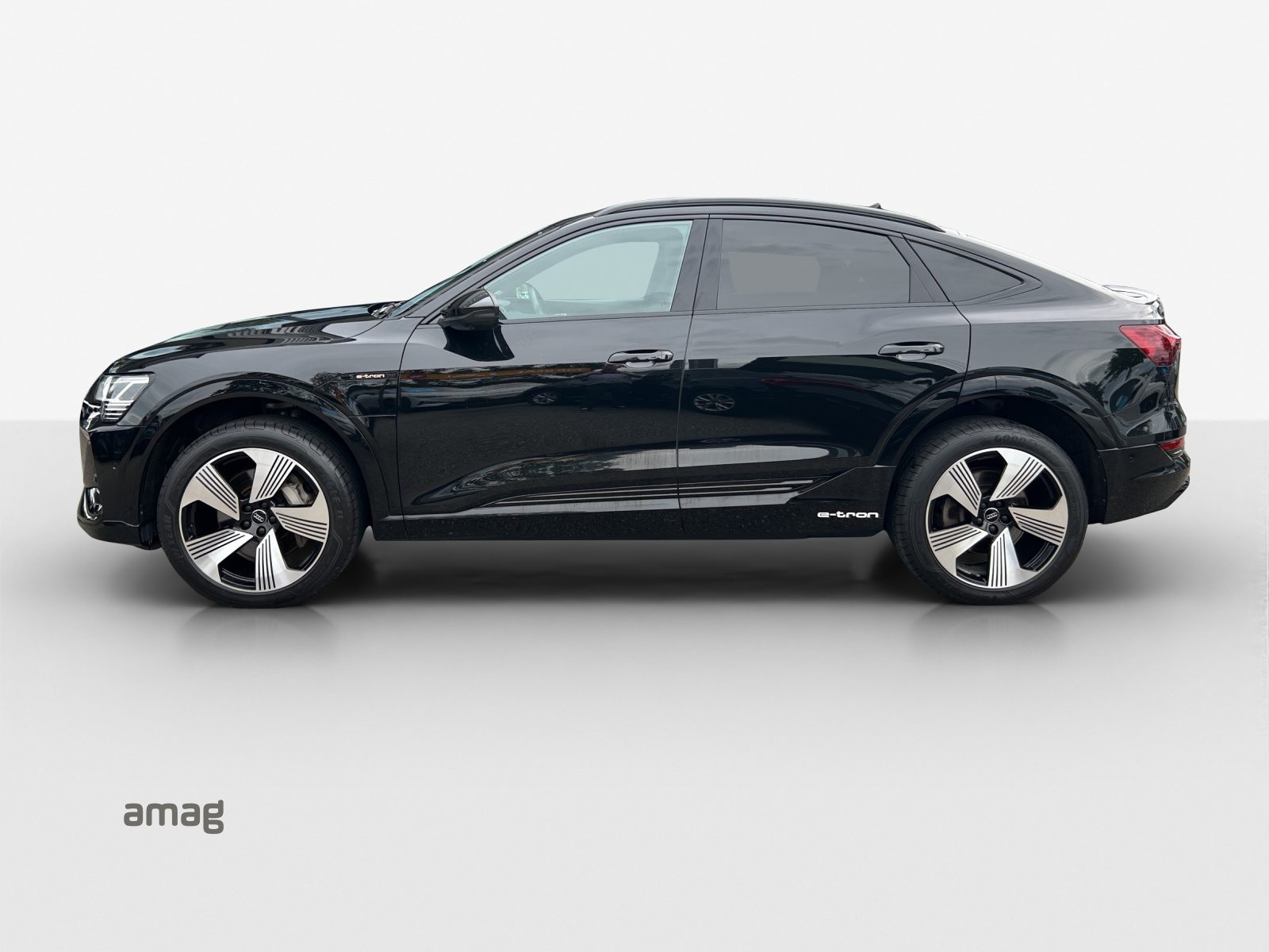 AUDI e-tron Sportback 55 S line, Electric, Second hand / Used, Automatic - 2