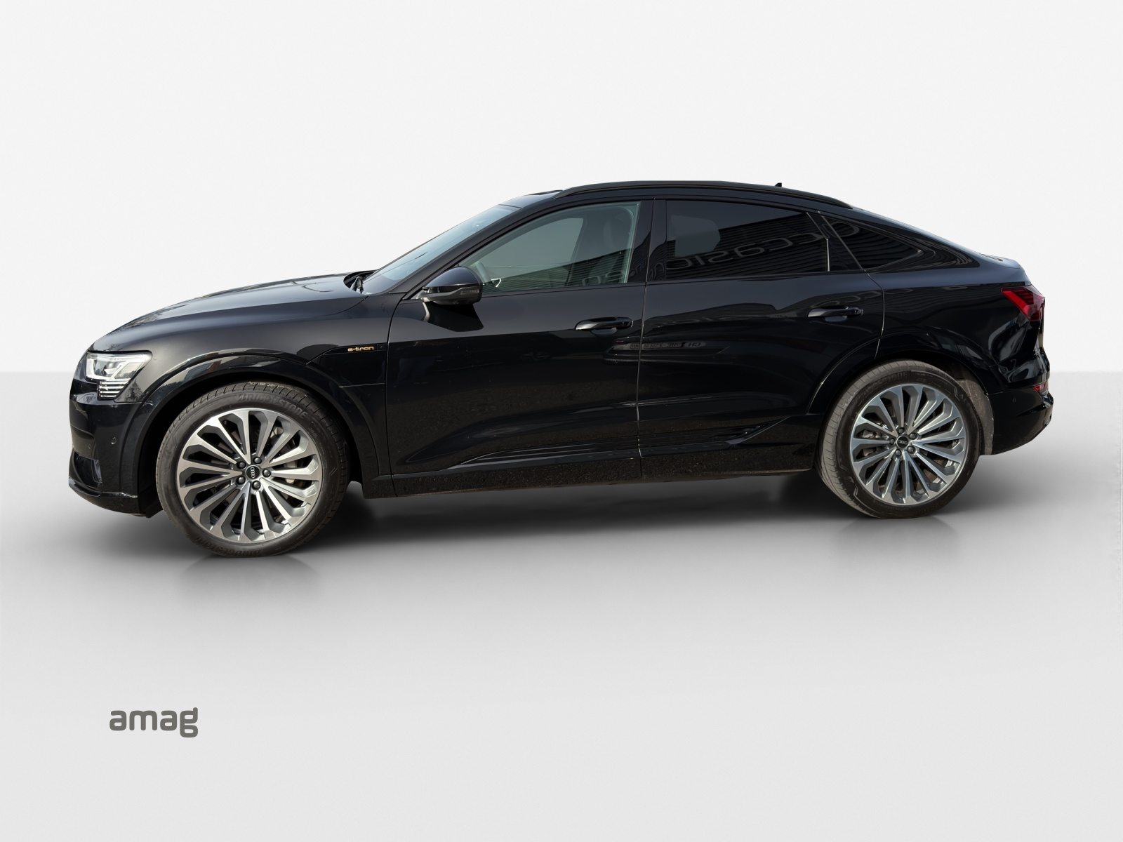 AUDI e-tron Sportback 55 advanced Black Edition, Elektro, Occasion / Gebraucht, Automatik - 2