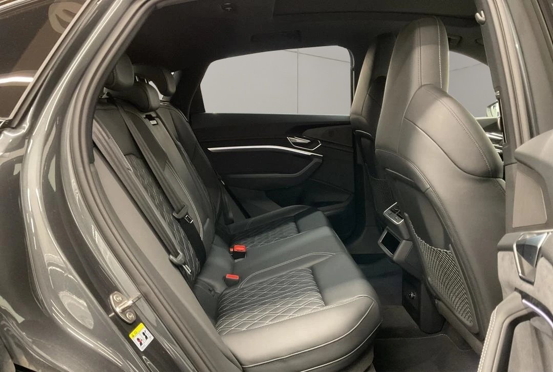 AUDI e-tron S Sportback quattro, Électrique, Occasion / Utilisé, Automatique - 7