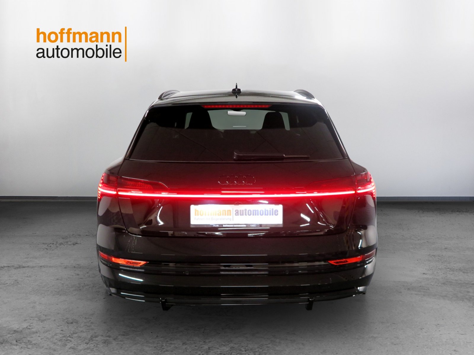 AUDI e-tron 55 S Line Black Edition quattro, Électrique, Occasion / Utilisé, Automatique - 5