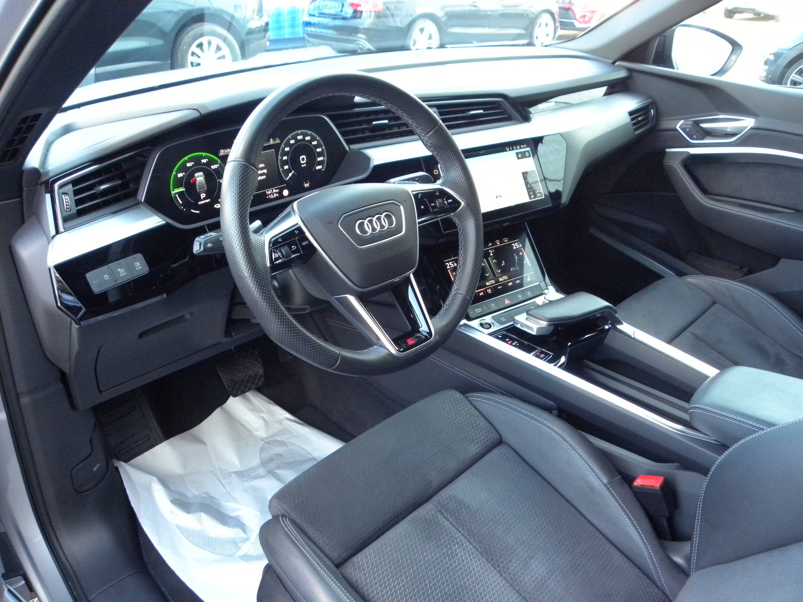 AUDI e-tron 55 Sportback S Line Black Edition quattro, Elettrica, Occasioni / Usate, Automatico - 5