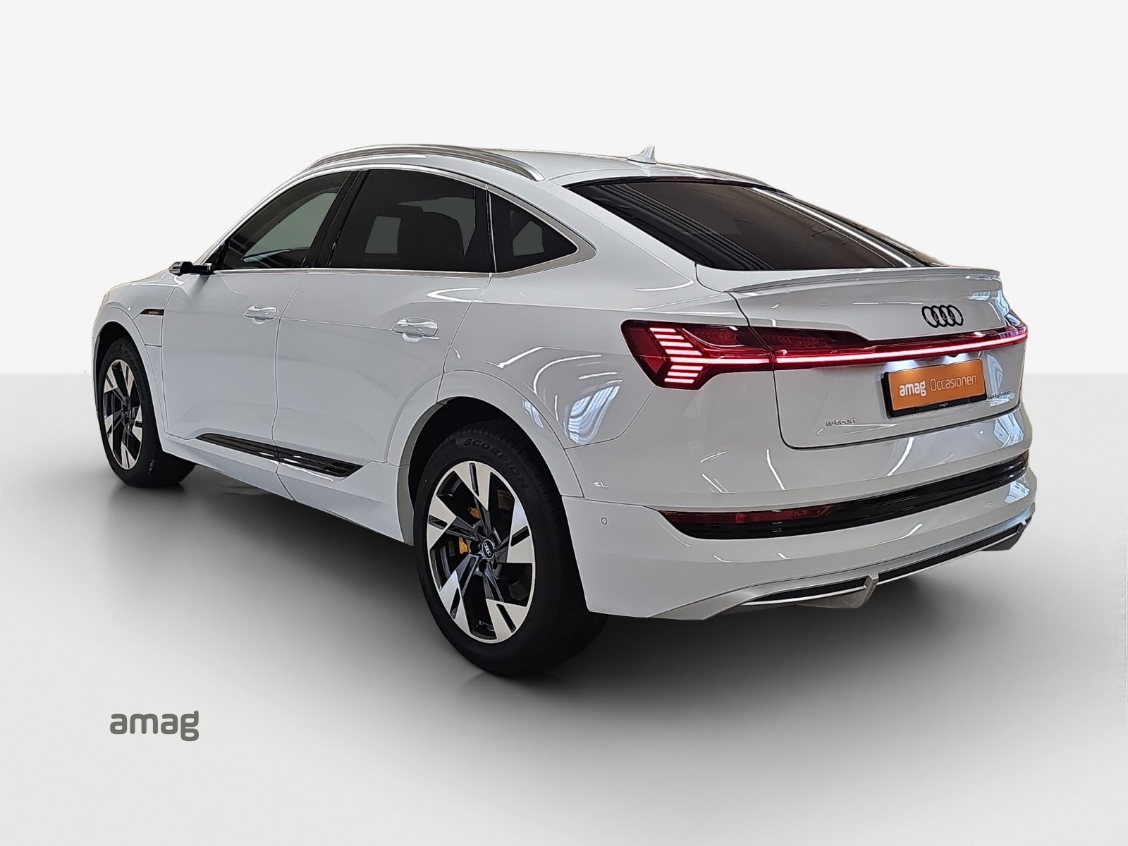 AUDI e-tron Sportback 50 S line Attraction, Electric, Second hand / Used, Automatic - 3