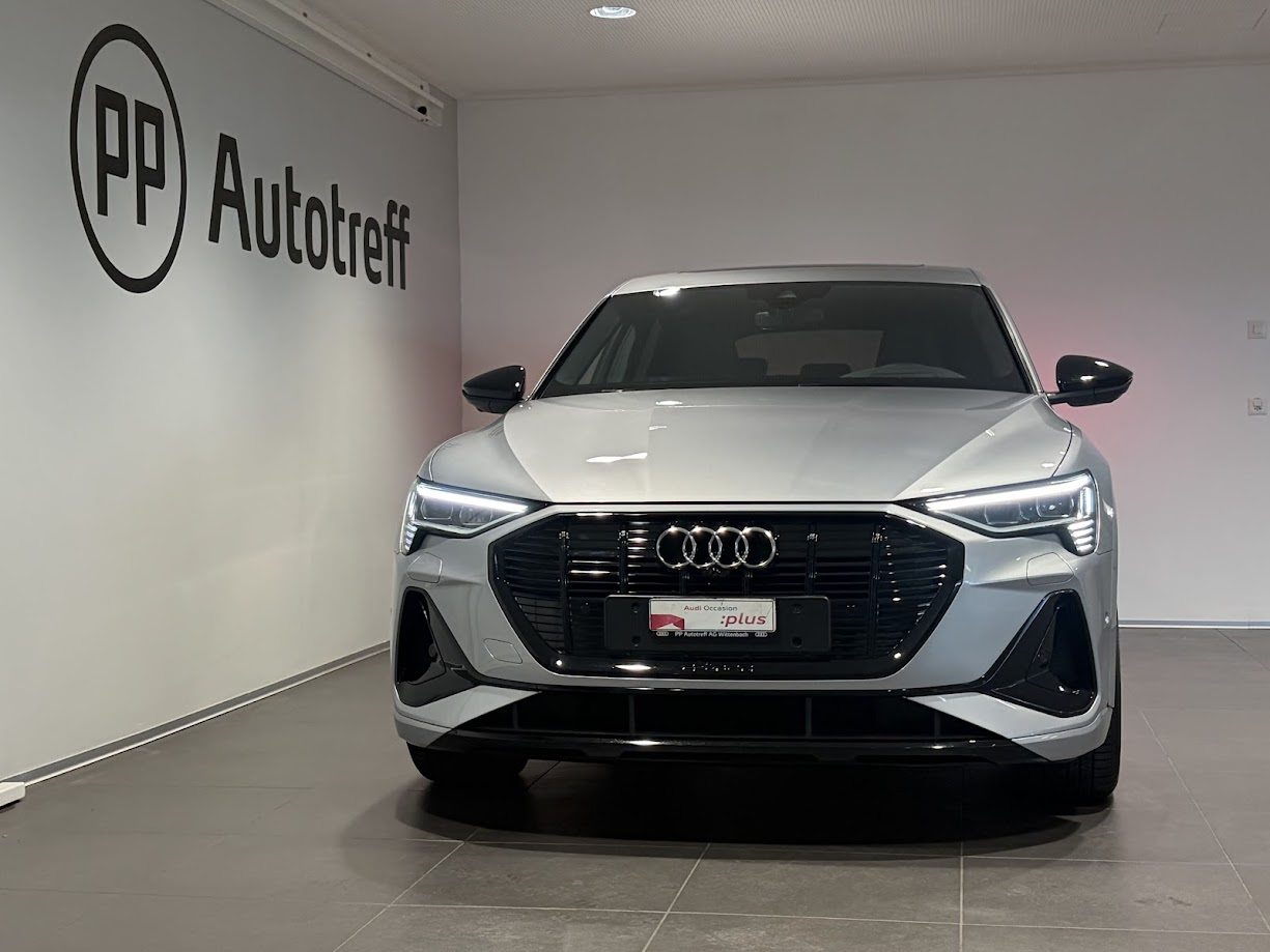 AUDI e-tron Sportback 55 S line