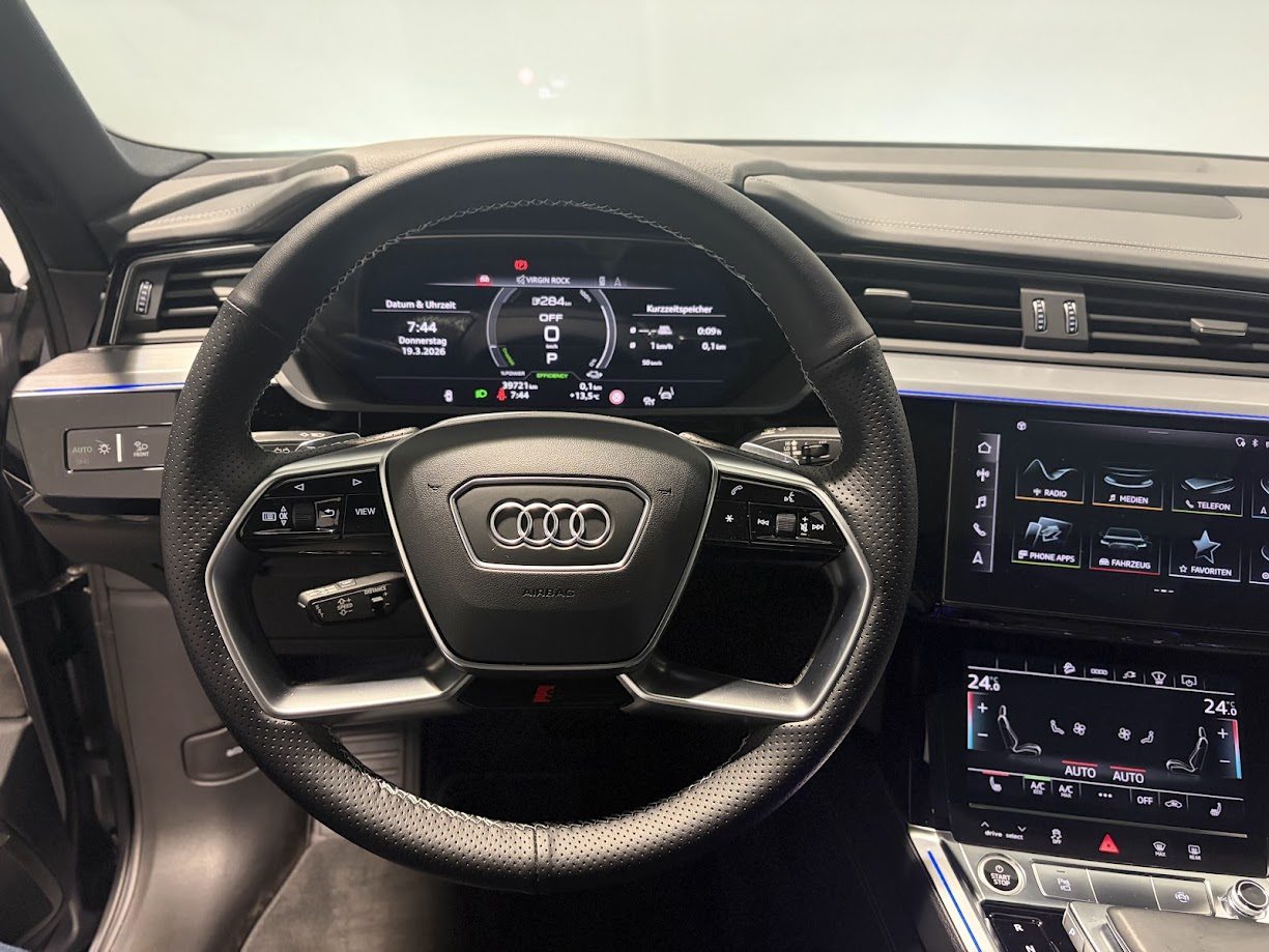 AUDI e-tron Sportback 55 S line, Electric, Second hand / Used, Automatic - 6